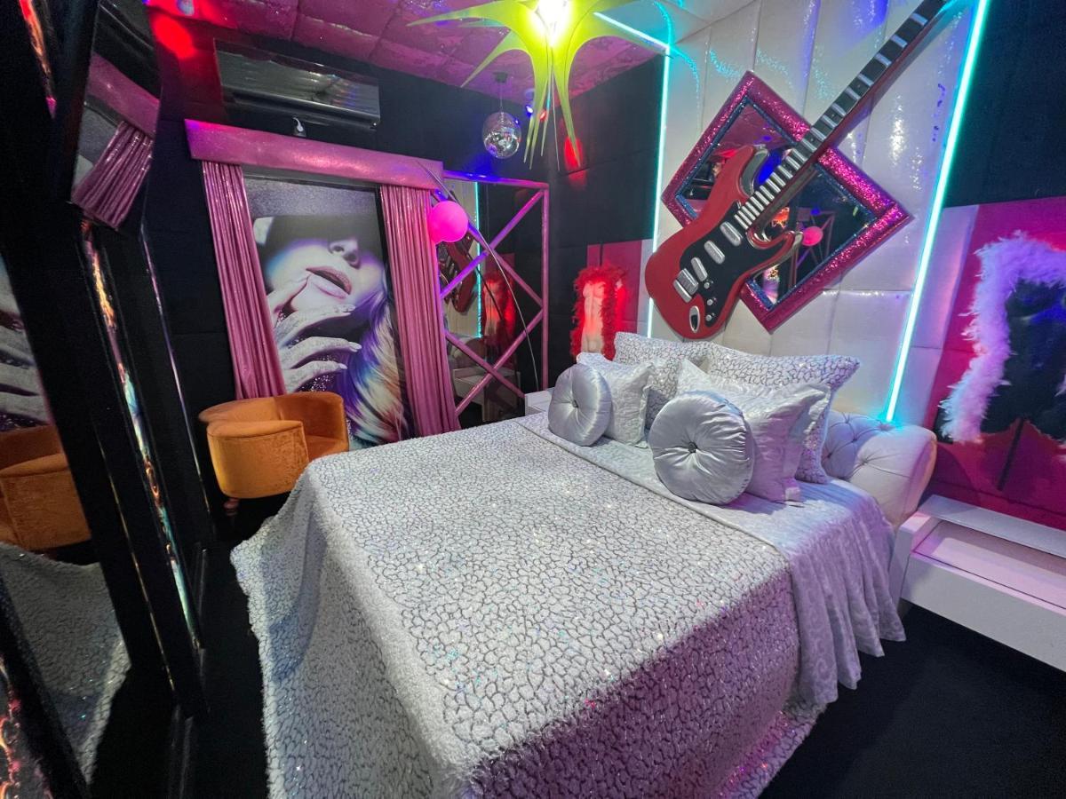 Love hotel Priamos Erato Atene